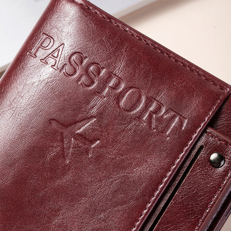 Passport Holder and Wallet in  - đánh giá và giá Useful Tech Accessories