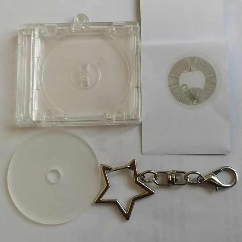 Mini Functional CD Keychain​ N - đánh giá và giá Tech Accessories Backpack